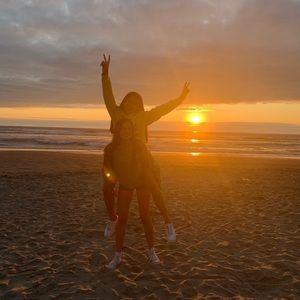 Meet your Posher, Elli